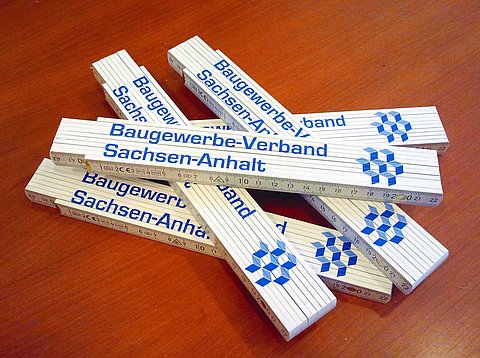 Geschäftsausstattung: Individualisierte Zollstöcke für den Baugewerbeverband Sachsen-Anhalt / 2012
